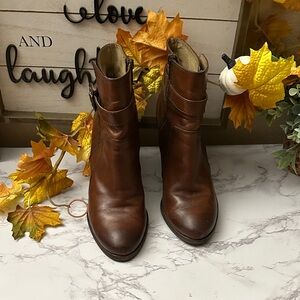 Frye Pattie  Leather Ankle Booties